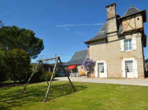 16th century house with private garden